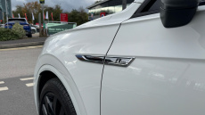 Volkswagen Touareg 3.0 V6 TDI 4Motion Black Edition 5dr Tip Auto Diesel Estate